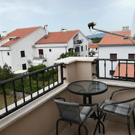 Ivana Apartment Punat
